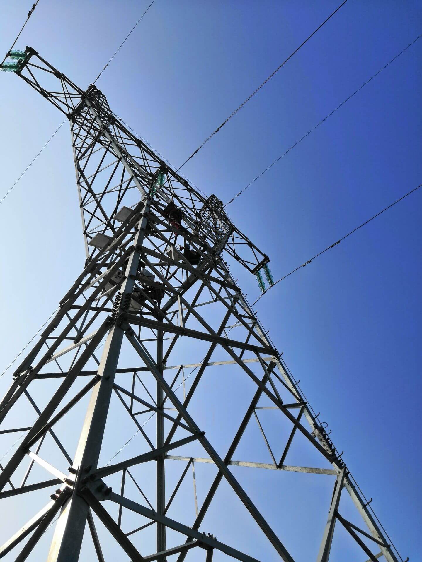 輸電線路防山火在線監(jiān)測系統(tǒng) 輸電線路防山火在線監(jiān)測系統(tǒng)